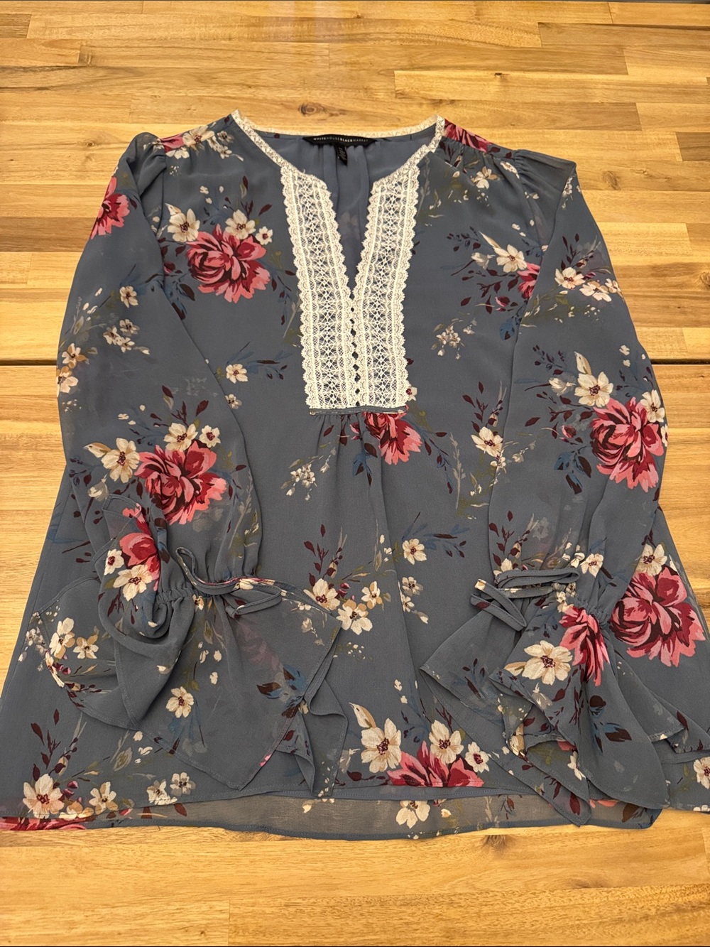 White House Black Market Blue Floral Lace-Trim Blouse - Size 10